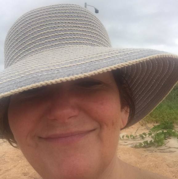 Meet your Posher, Winnie - Picture 1 of 1